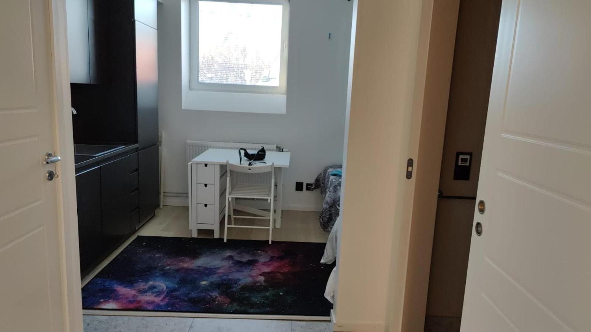 2- Bed Apartment In 솔렌투나 외부 사진